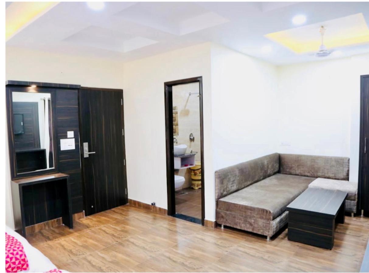 Hotel Kabir Residency Амритсар Экстерьер фото