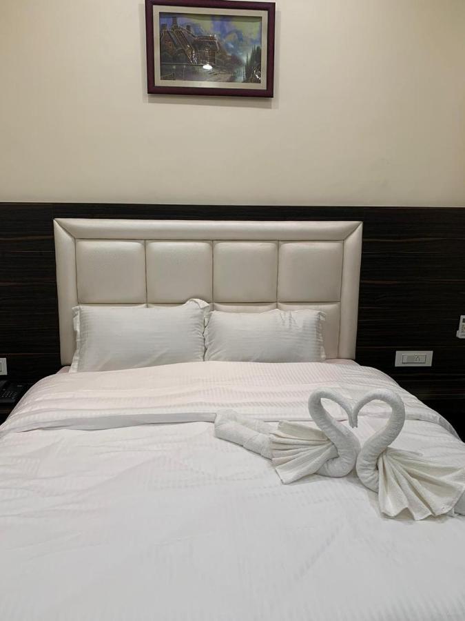 Hotel Kabir Residency Амритсар Экстерьер фото
